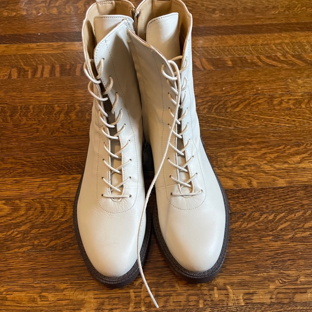 Sam Edelman off white boots